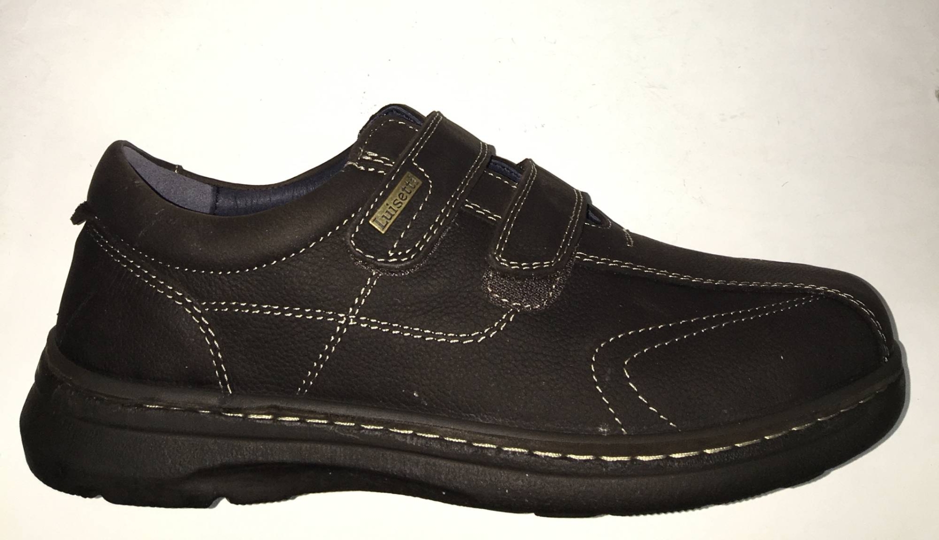 Zapato de piel casual para hombre con velcro en color marrón marca LUISETTI. H-277