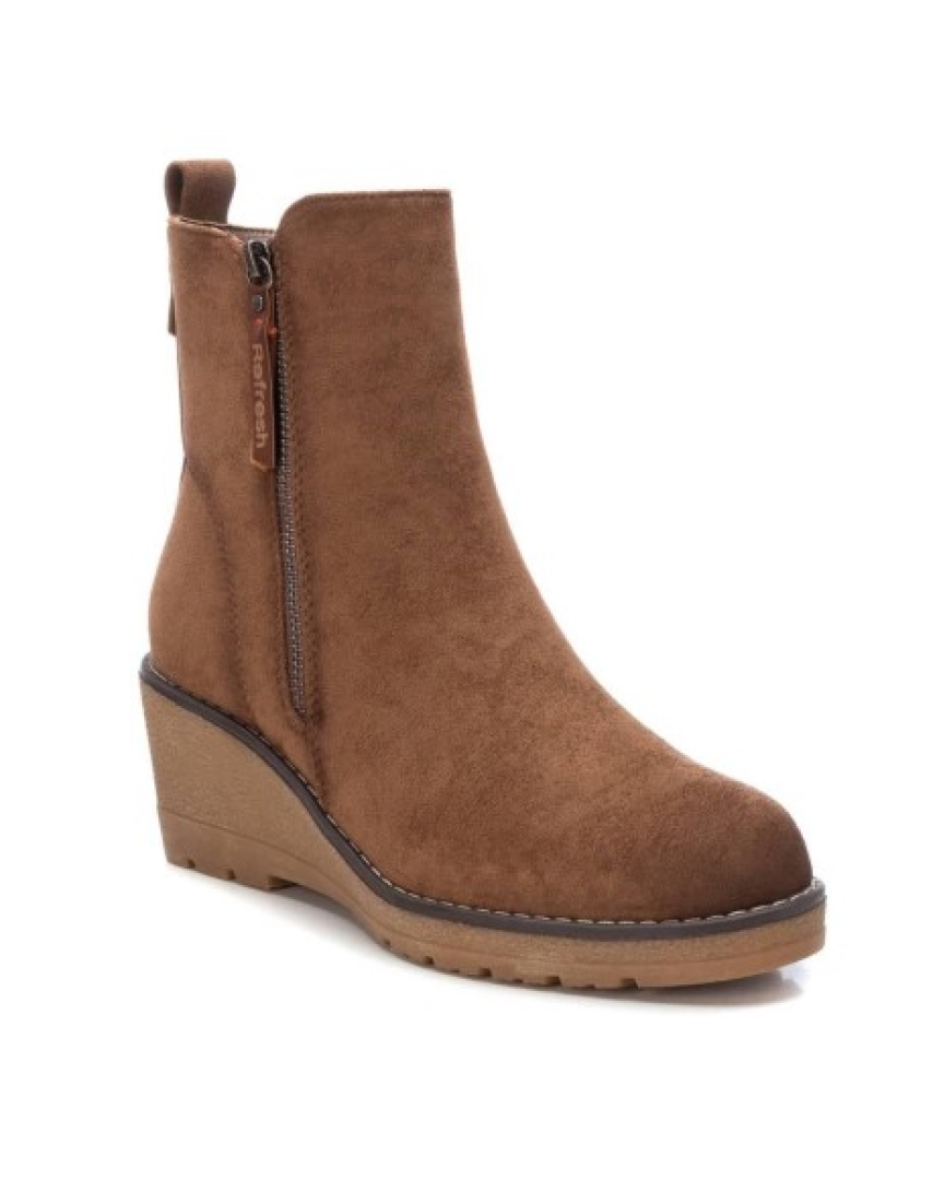 171009 de Refresh. Botín casual para mujer en antelina color camel. M-188